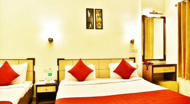 Номер Standard Hotel Sapphire Opposite Golden Temple