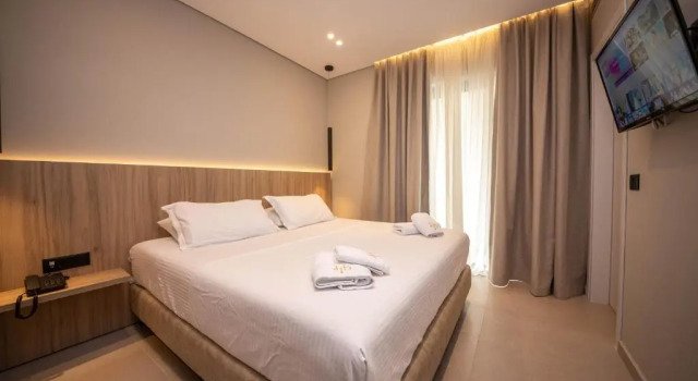 Двухместный номер Deluxe with side sea view Hotel Portanova