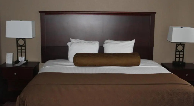 Четырёхместный люкс Best Western Plus Concord Inn