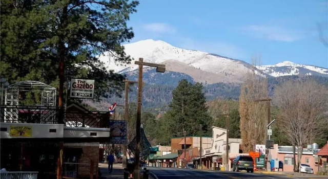 Ruidoso Respite - Six Bedroom Cabin with Hot Tub, Book Hotel Alto New Mexico