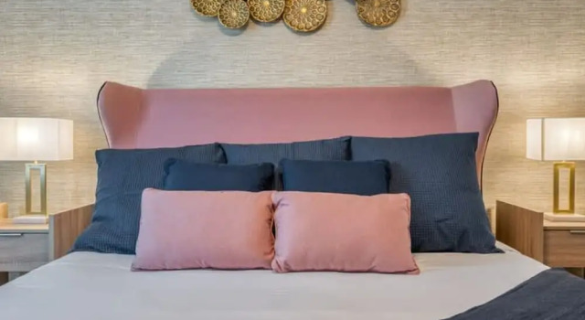 Коттедж Luxury 5 Bedroom Home for 12 Guests