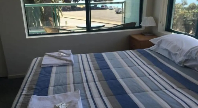 St Leonards Hotel, Book Hotel  