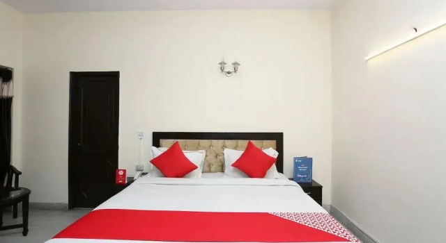 Corporate Villa By OYO Rooms, Забронировать Вилла Виллы Сафдарджанга Энклав, Вилла