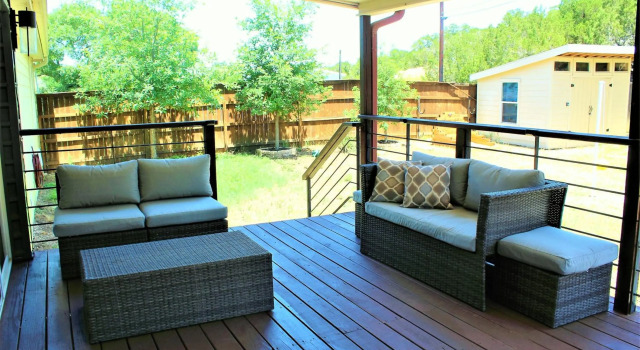 The Den - Family Friendly Close to Fiesta Texas, Book Hotel San Antonio Bexar County