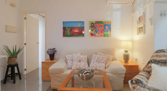 Seaside 2 Bedrooms By the Center, Забронировать Апартаменты/квартира Малага - центр Малага, рядом с Sanctuary of the Nazarene