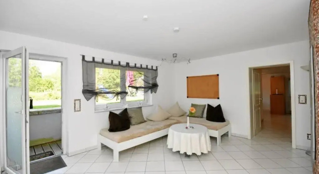 Апартаменты Ferienwohnung Gartenblick an der Mainschleife