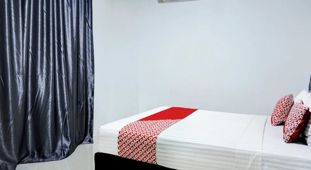 Номер Deluxe Hotel O Padang City Center Near Pantai Padang Formerly Hotel Siti Nurbaya