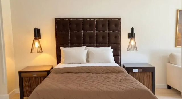 Студия Melrose Rooftop Boutique Residences