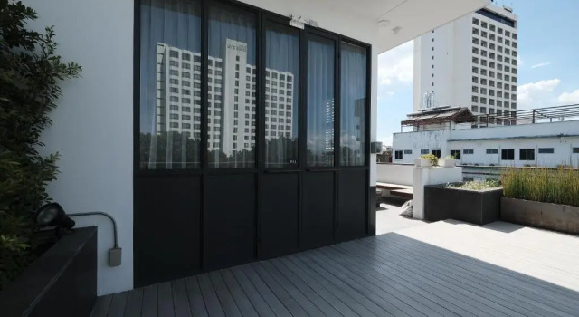 Вилла Iron32 Hotel