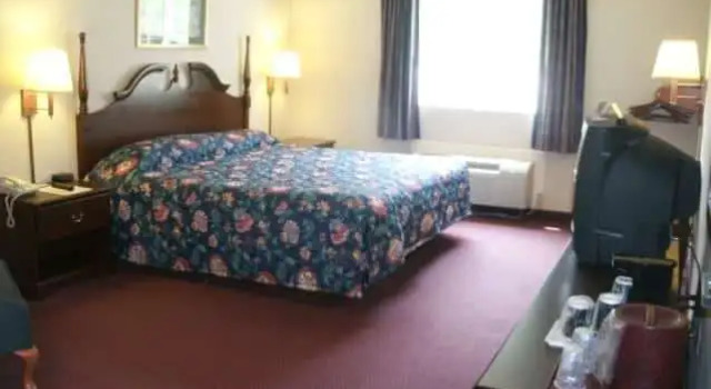 Baymont by Wyndham Mount Vernon Renfro Valley, Prenota Hotel Mount Vernon Kentucky