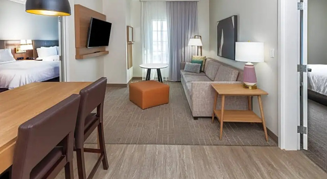 Шестиместный люкс с 2 комнатами Staybridge Suites - Portland by IHG