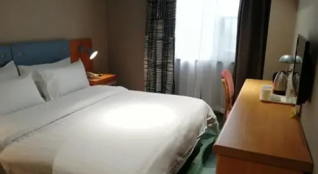 Home Inn, Забронировать Отель Чунцин Chongqing Area, рядом с Станция метро Niujiaotuo