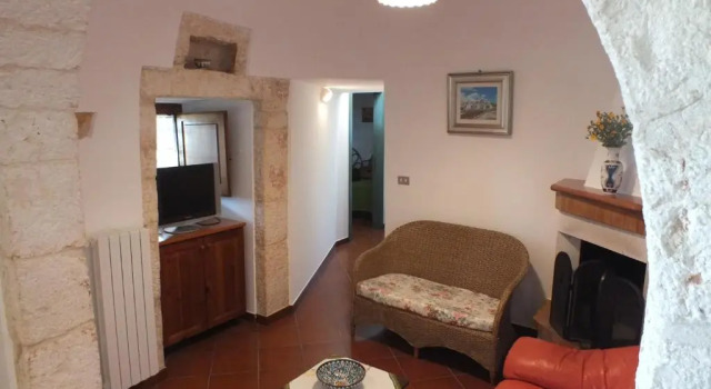 Guesthost - Trulli la Ghianda, Varaa Hotelli Noci Valle d'Itria