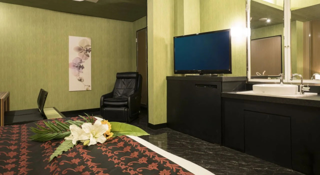 Gabby Garden, Забронировать Отель Отели Сакаи 3 звезды, 3*