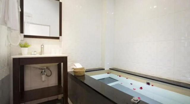 Номер Deluxe Four Season Beauty Hotel