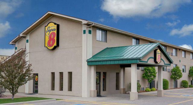 Super 8 by Wyndham Willmar, Varaa Mini-hotelli Motellit kohteessa Minnesota, Motelli