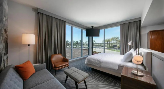 Номер Deluxe Le Meridien Pasadena Arcadia