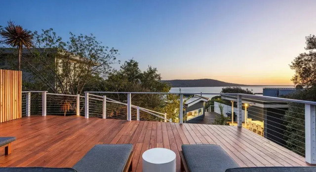 The Peak of Mt Martha World Class Views, Book Vacation Home Melbourne 