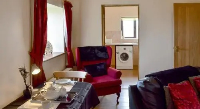 Nield Bank Bungalow, Boek Hotel Buxton Derbyshire
