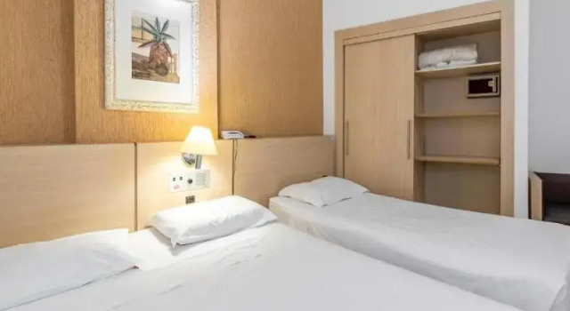 Апартаменты Standard Hotel Ilha da Madeira