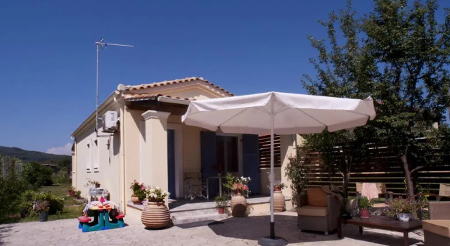 Cosmos Villas Angelina, Prenota Villa Agios Georgios Epiro
