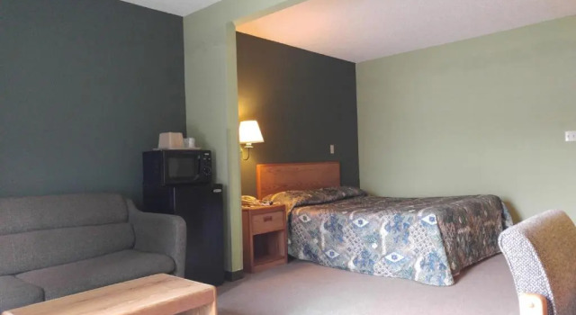 Двухместный номер Standard с балконом и с видом на город Harbor Lights Lodge