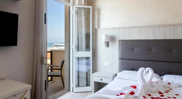 Run of House Hotel Biagi & Residence