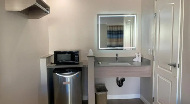Номер Standard Mojave Inn
