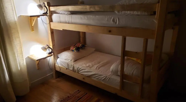 (camerata femminile) letto in camerata AHIVÁ Espacio Temporal