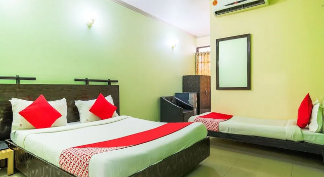 OYO 18922 Neo Calangute Beach Resort, Rezerwuj Ośrodek wypoczynkowy Hotele w Calangute z parkingiem, Parking