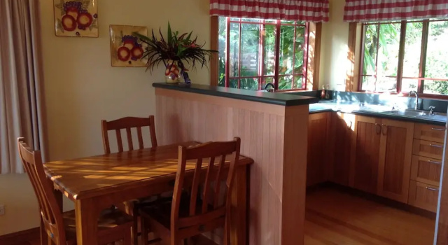 Апартаменты c 1 комнатой с балконом Jacaranda Park Holiday Cottages