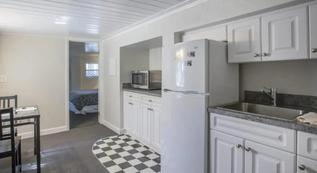 Апартаменты Sabal Palms Inn