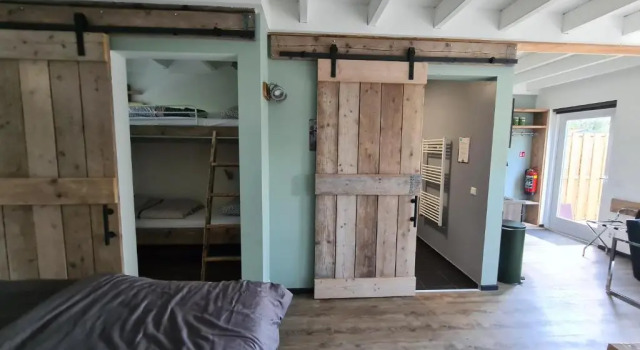 Bed & Breakfast "Aan de Bagijnstraat"., Prenota Hotel Hotel a Limburgo con parcheggio, Parcheggio