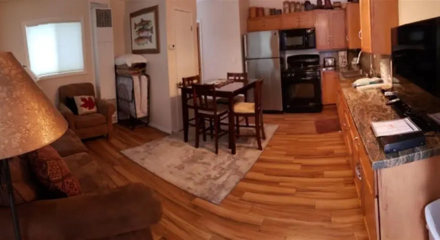 Birch Creek #1 - 1BR/1BA - Down Canyon, Забронировать Отель Отели Джун-Лейк с парковкой, Парковка