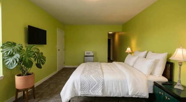 Двухместный номер Comfort Persepolis Inn