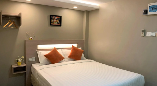 The Vibe Inn, Забронировать Отель Отели Янгон с парковкой, рядом с Sein Yaung Chi Pagoda, Парковка