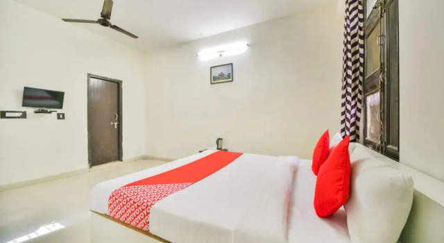 Hotel Utsav by OYO Rooms, Забронировать Отель Отели штата Раджастхана 3 звезды, 3*