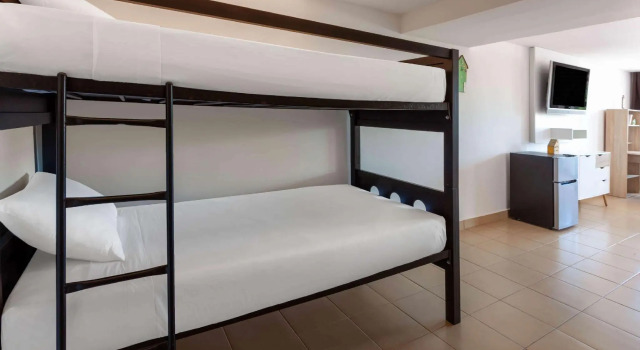 Шестиместный семейный номер Standard Cozumel Hotel & Resort
