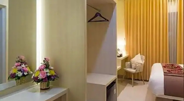 SR Home, Забронировать Отель Отели провинции Бали с завтраком, Завтраки