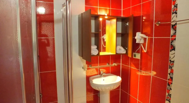 Двухместный номер Standard с балконом и с видом на реку Uzungol Soylu Hotel
