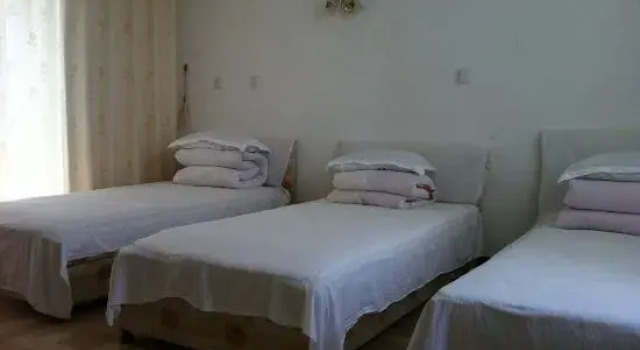 Yishan Bangshui Quanyuguan Farmhouse
