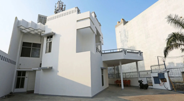 Hotel A R Inn 1 By OYO Rooms