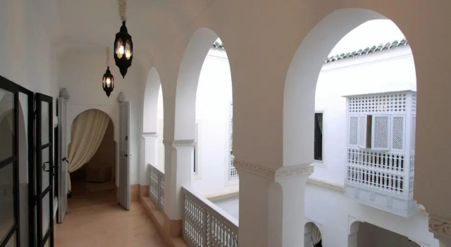 Camera Standard Riad Chi-Chi