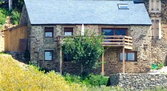 House With 5 Bedrooms in La Llagonne, With Wonderful Mountain View, Furnished Garden and Wifi - 6 km From the Slopes, Забронировать Отель Ла Ллягон Pyrénées-Orientales