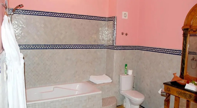 Четырёхместный люкс Riad La Perle De La Médina