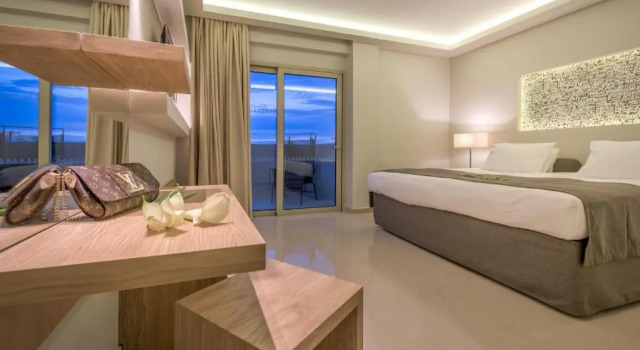 Люкс Azure Resort & SPA