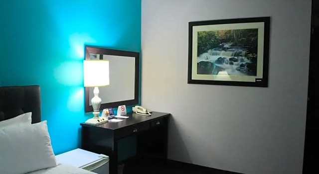 Номер Deluxe Days Inn by Wyndham Sudbury & Conference Centre