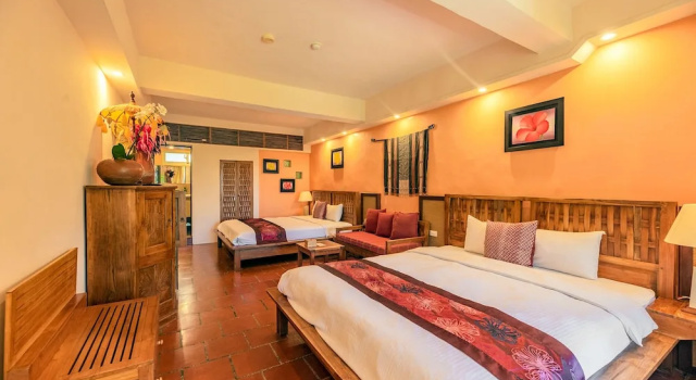 Четырёхместный семейный номер Standard Red Garden Resort