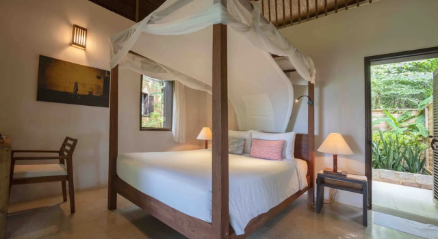 Бунгало Superior с балконом и с видом на сад Mango Bay Resort
