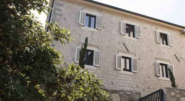 Galathea House